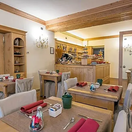 Otel Belvedere Dolomiti