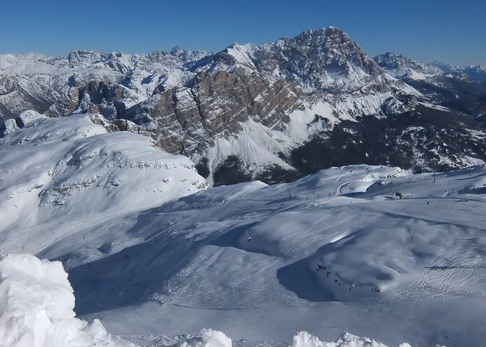 Belvedere Dolomiti Отель 4*