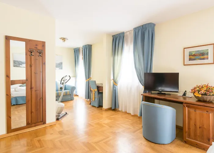 Belvedere Dolomiti Отель